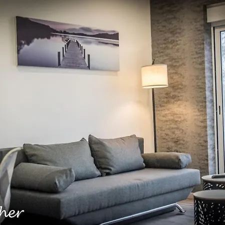 Le Rocher Holiday home Chouvigny