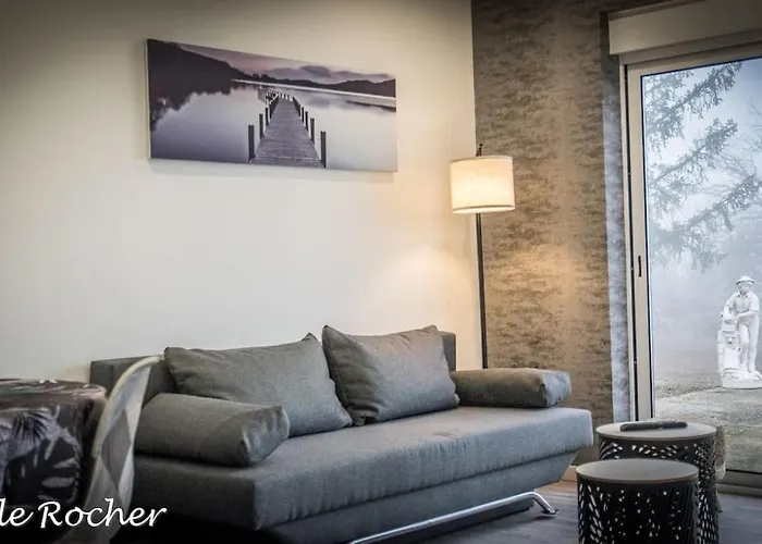 Le Rocher Casa de Férias Chouvigny